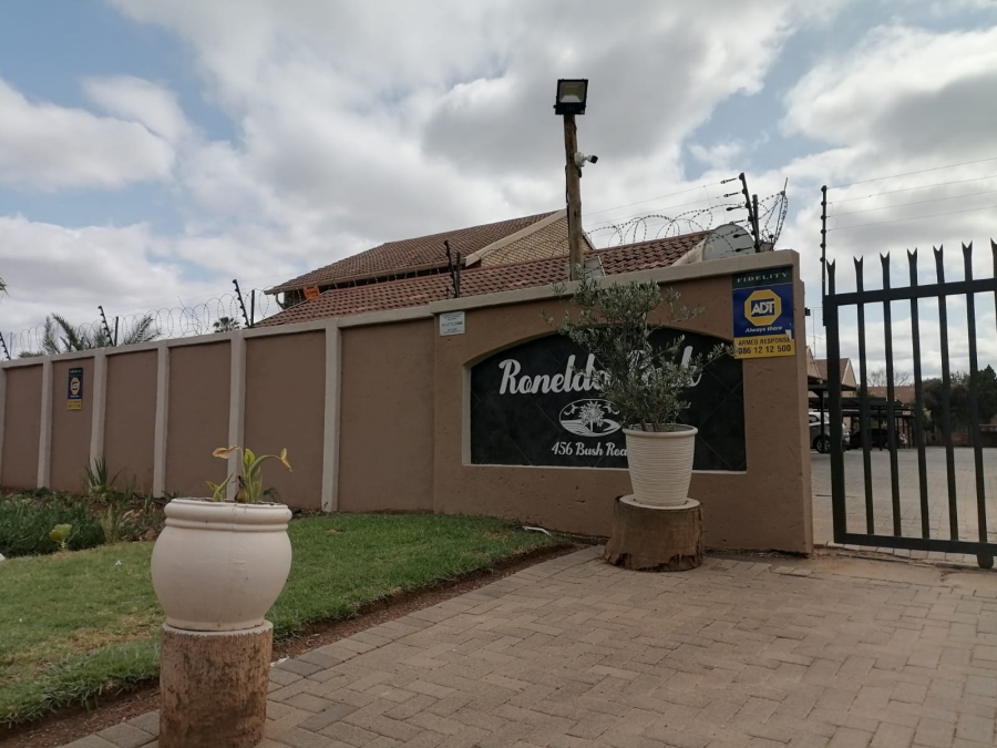 To Let 1 Bedroom Property for Rent in Willow Park Manor Gauteng