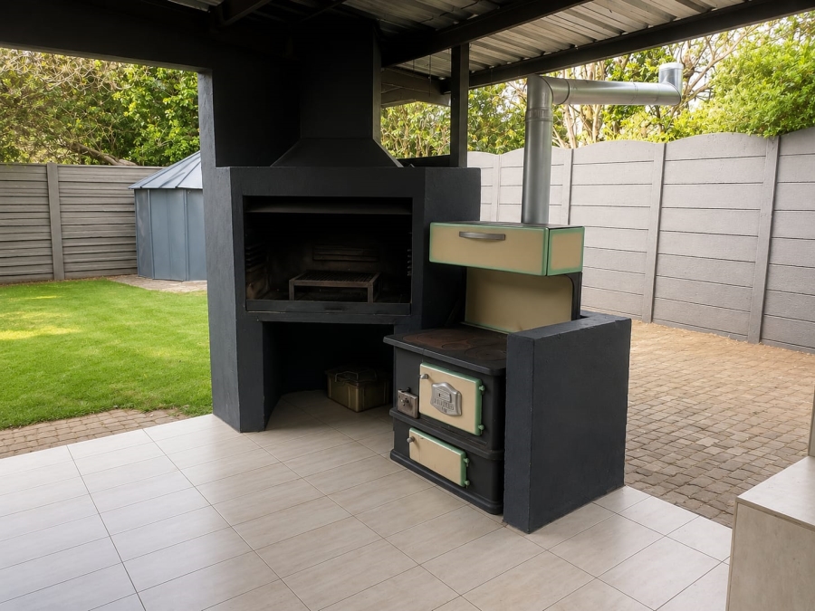 5 Bedroom Property for Sale in Dalpark Gauteng