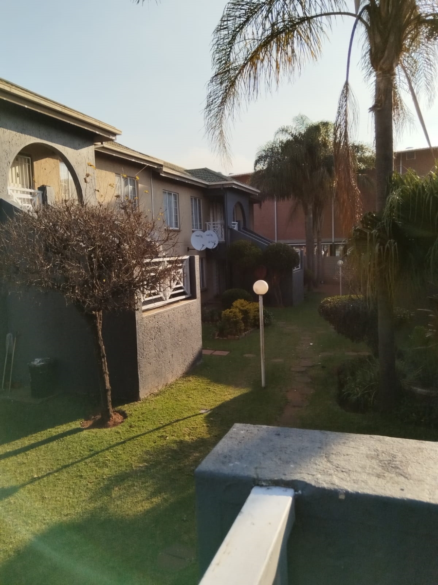 2 Bedroom Property for Sale in Norkem Park Gauteng