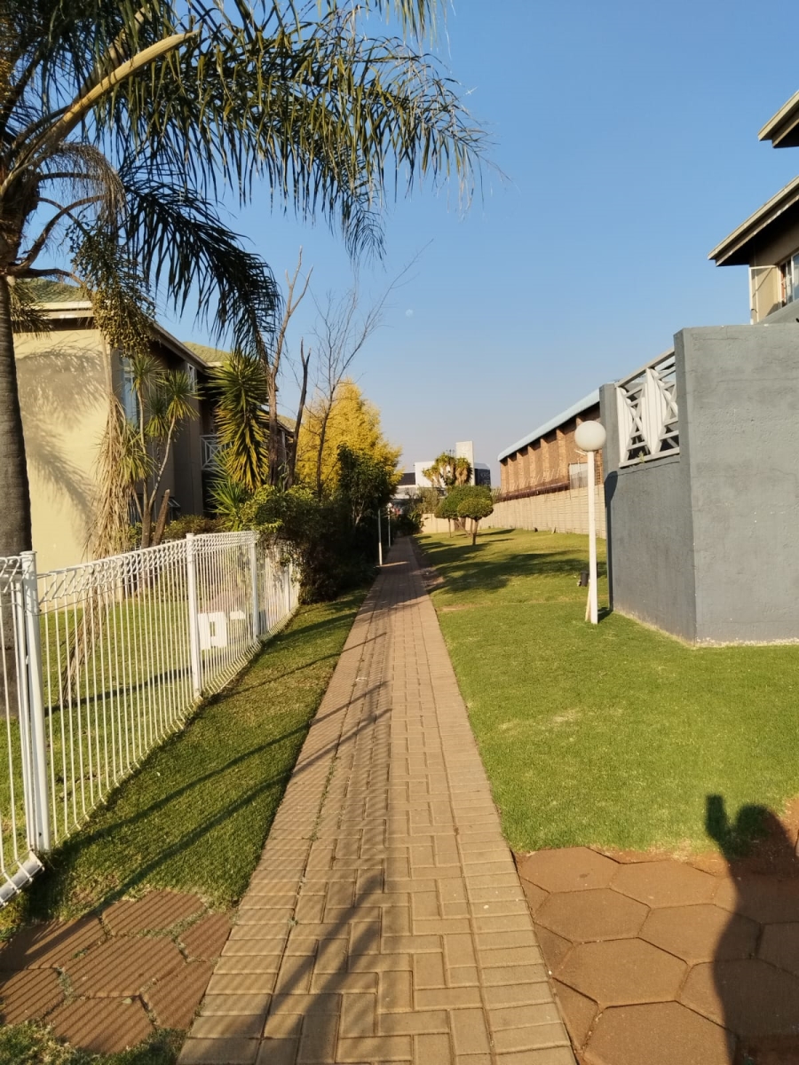 2 Bedroom Property for Sale in Norkem Park Gauteng