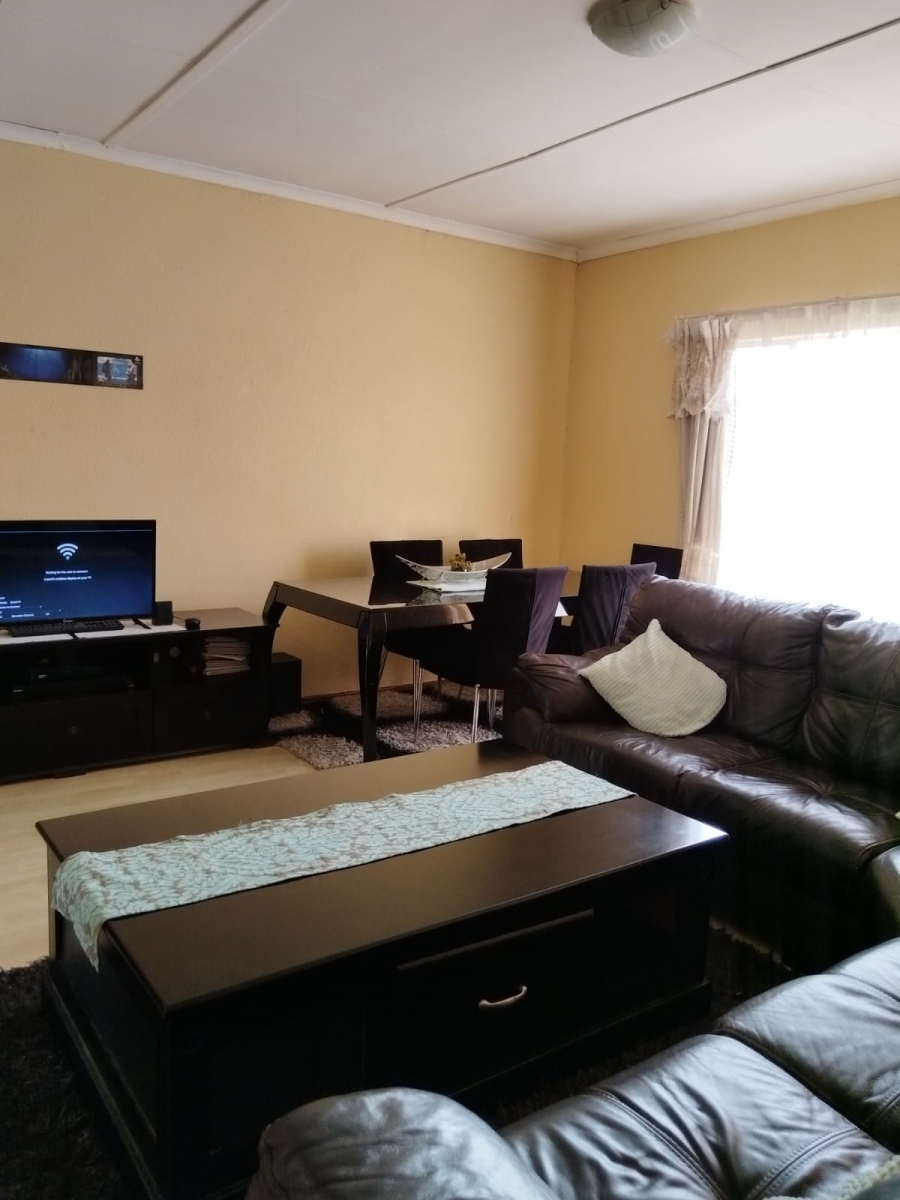 2 Bedroom Property for Sale in Norkem Park Gauteng