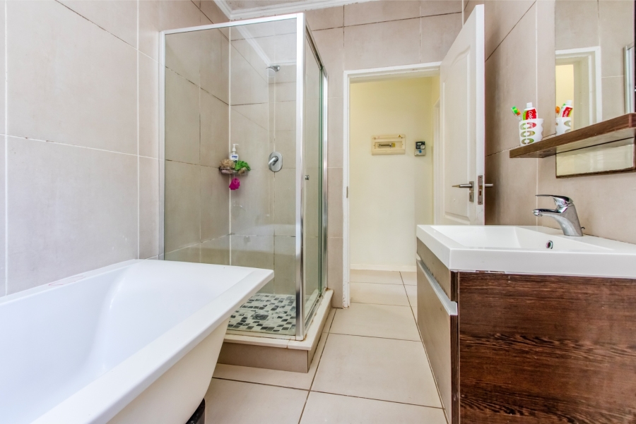 3 Bedroom Property for Sale in Fourways Gauteng