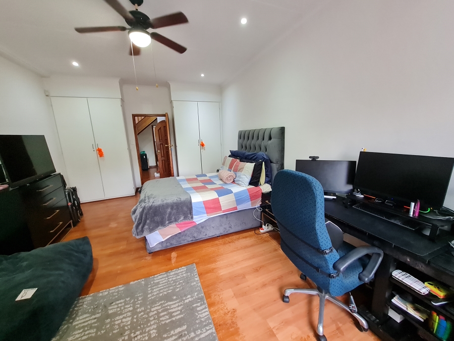 5 Bedroom Property for Sale in Northcliff Gauteng