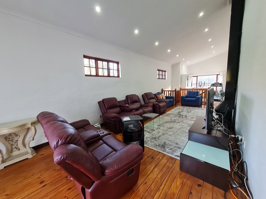 5 Bedroom Property for Sale in Northcliff Gauteng