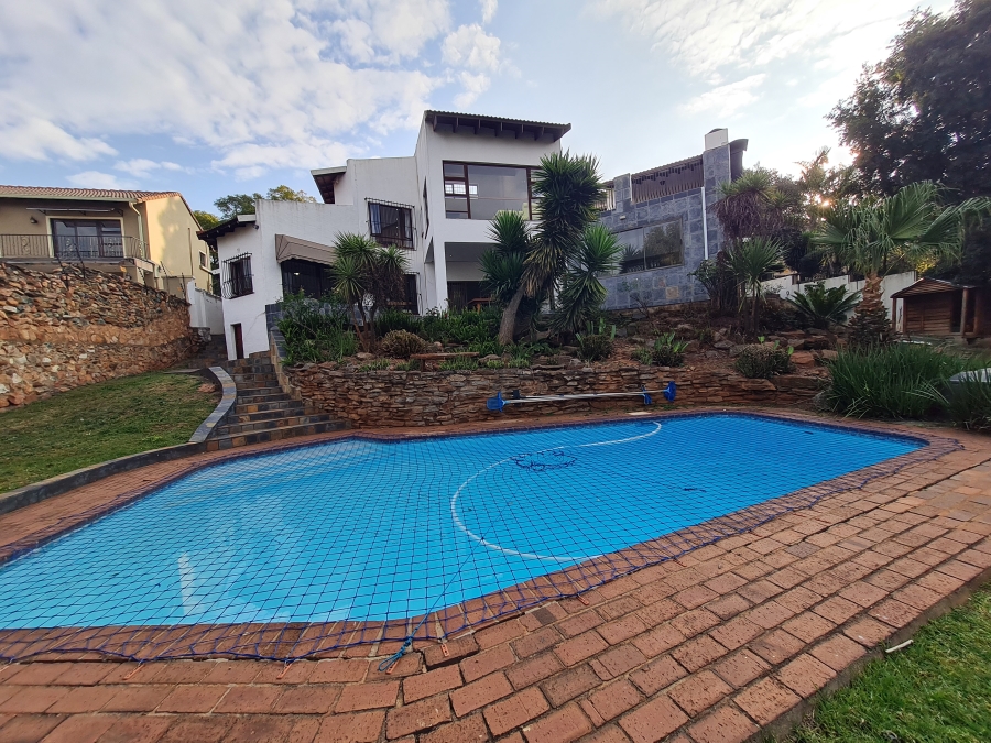 5 Bedroom Property for Sale in Northcliff Gauteng