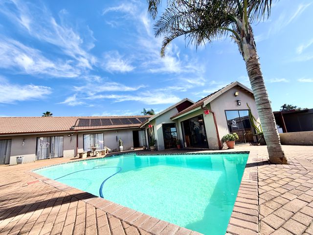3 Bedroom Property for Sale in Selcourt Gauteng