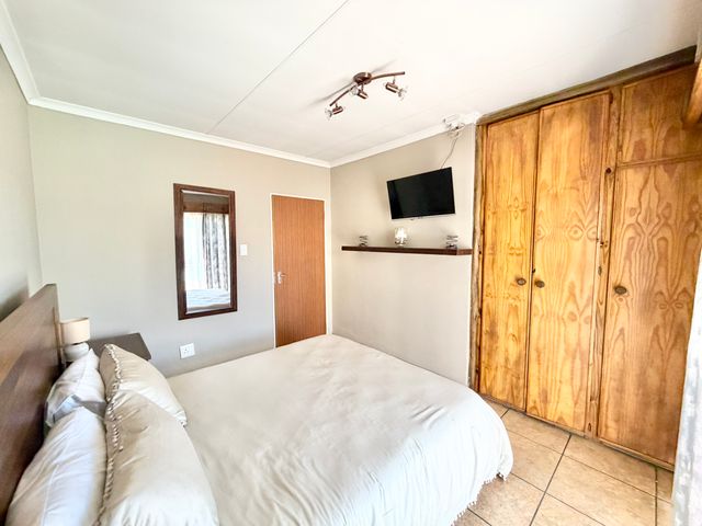 3 Bedroom Property for Sale in Selcourt Gauteng