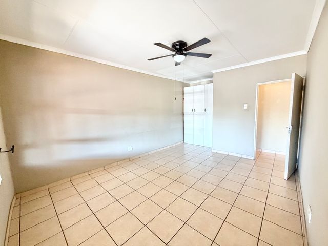 3 Bedroom Property for Sale in Selcourt Gauteng