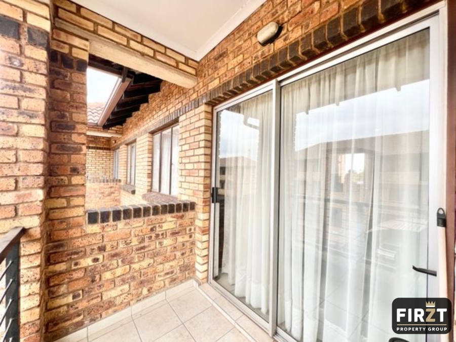 1 Bedroom Property for Sale in Halfway Gardens Gauteng