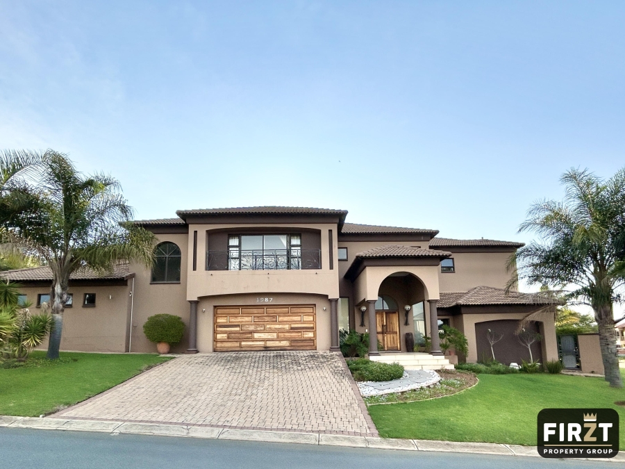 5 Bedroom Property for Sale in Blue Valley Golf Estate Gauteng