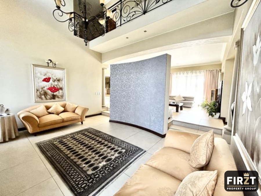 5 Bedroom Property for Sale in Blue Valley Golf Estate Gauteng