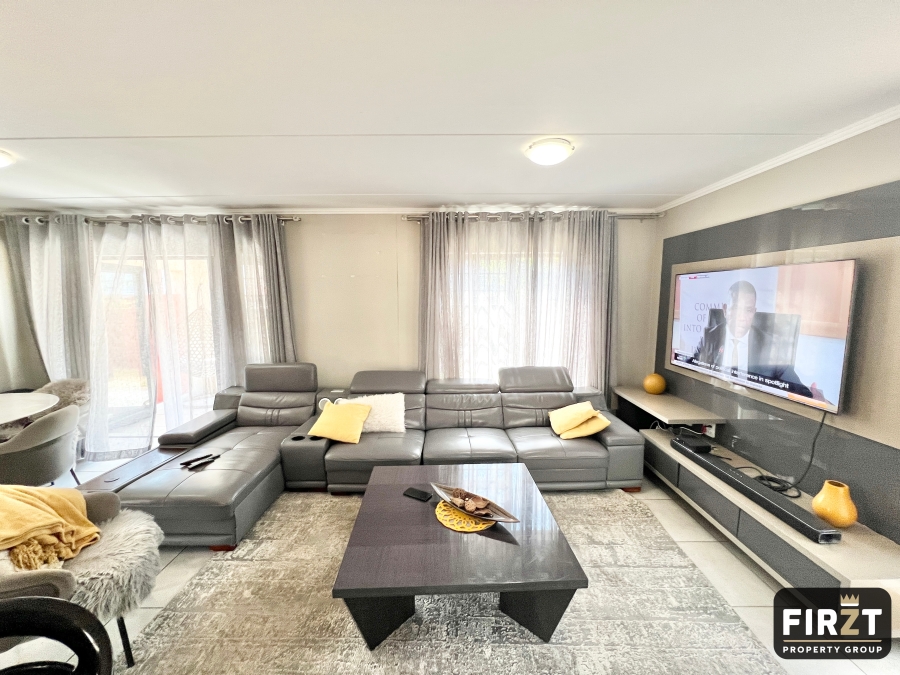 3 Bedroom Property for Sale in Amberfield Gauteng