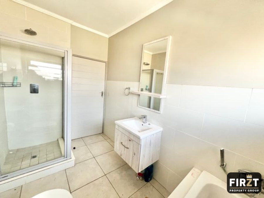 3 Bedroom Property for Sale in Amberfield Gauteng