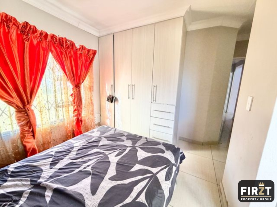 3 Bedroom Property for Sale in Strubenvale Gauteng