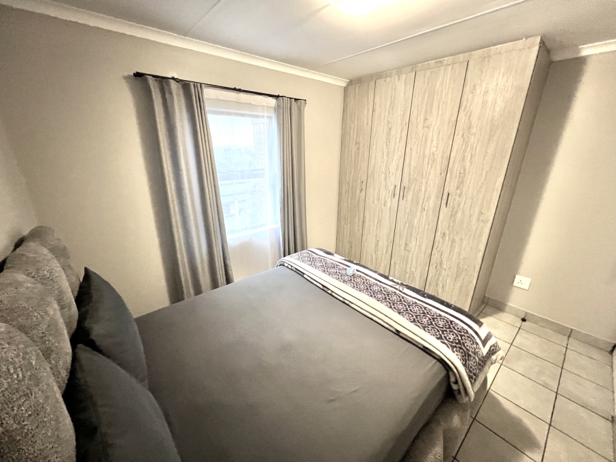 2 Bedroom Property for Sale in Heuweloord Gauteng