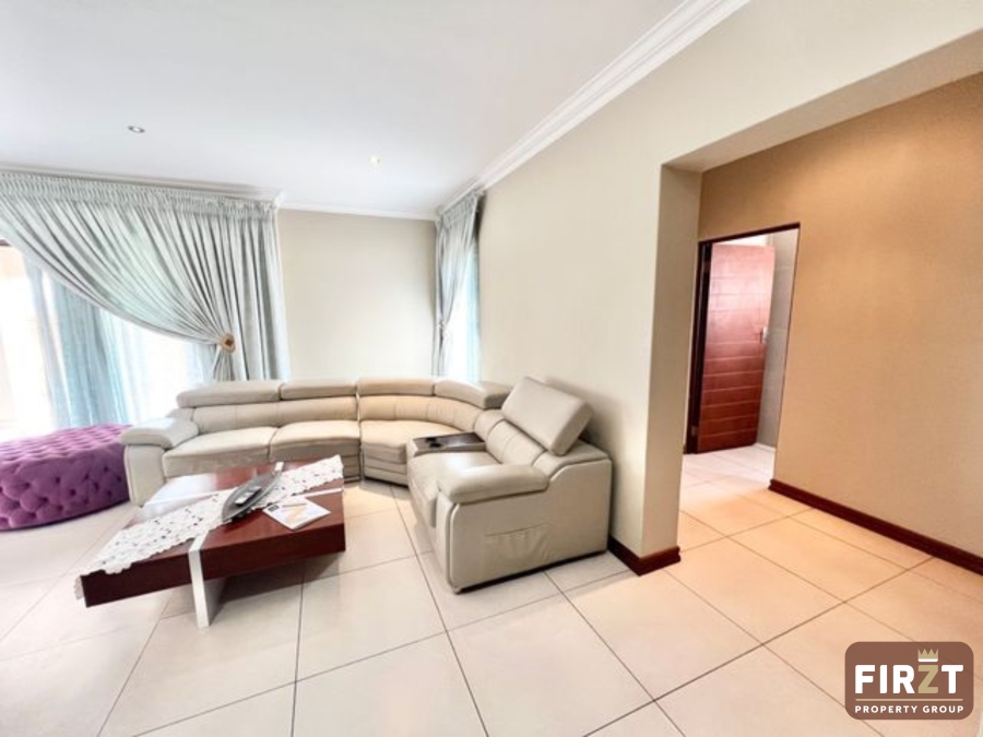 3 Bedroom Property for Sale in Thatchfield Estate Gauteng