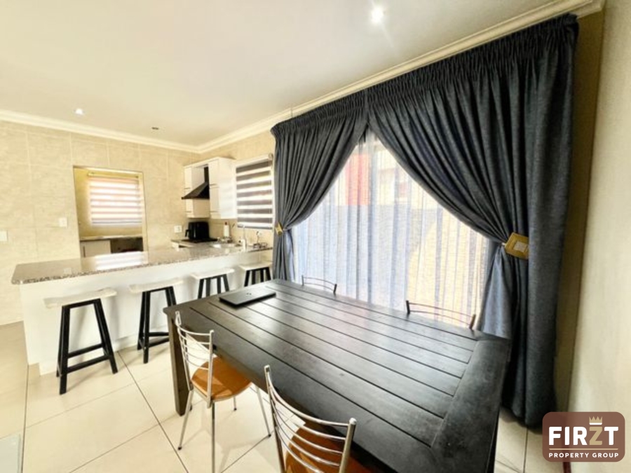 3 Bedroom Property for Sale in Thatchfield Estate Gauteng