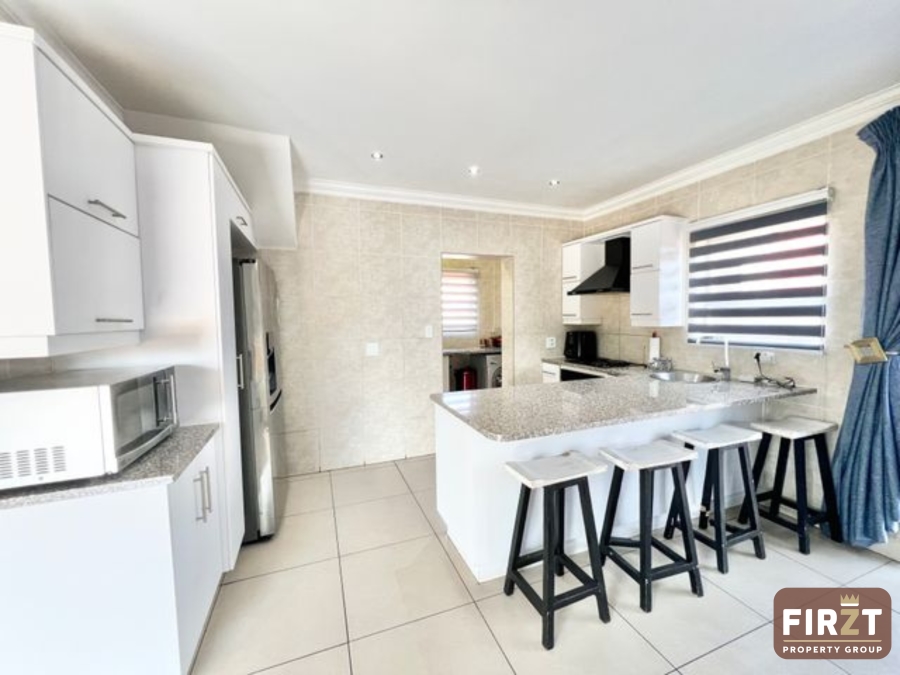 3 Bedroom Property for Sale in Thatchfield Estate Gauteng