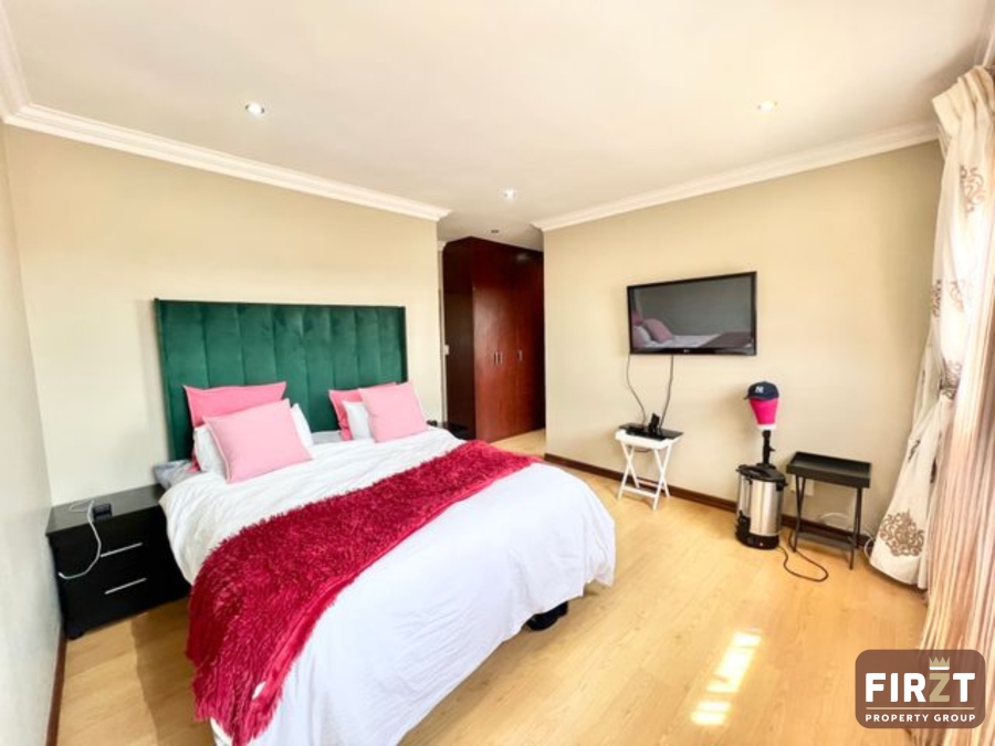3 Bedroom Property for Sale in Thatchfield Estate Gauteng