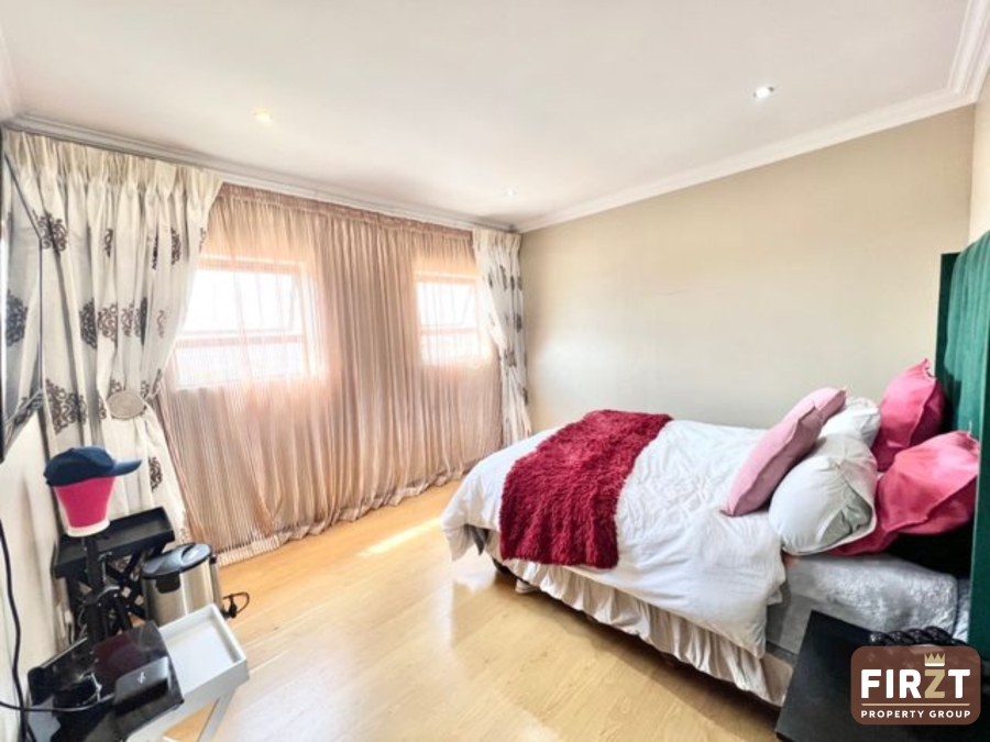 3 Bedroom Property for Sale in Thatchfield Estate Gauteng