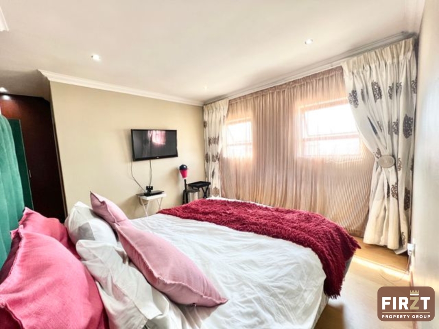 3 Bedroom Property for Sale in Thatchfield Estate Gauteng