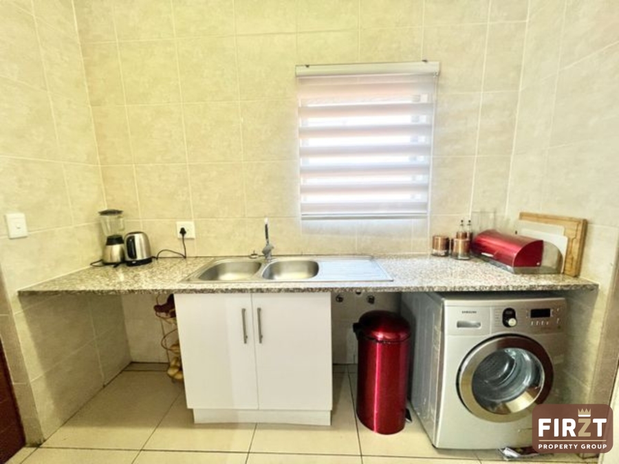 3 Bedroom Property for Sale in Thatchfield Estate Gauteng