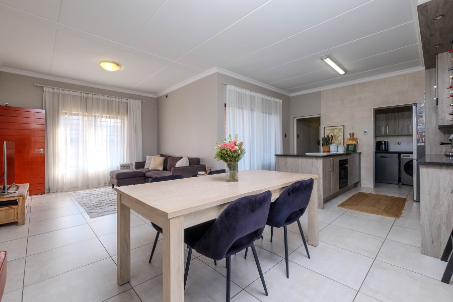 2 Bedroom Property for Sale in Craighall Gauteng