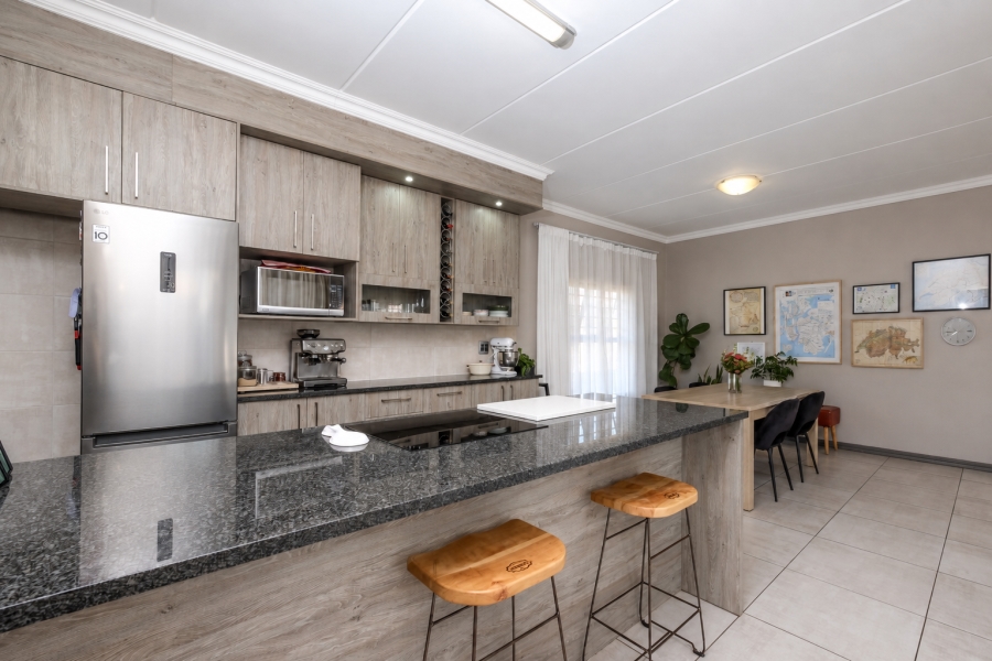 2 Bedroom Property for Sale in Craighall Gauteng