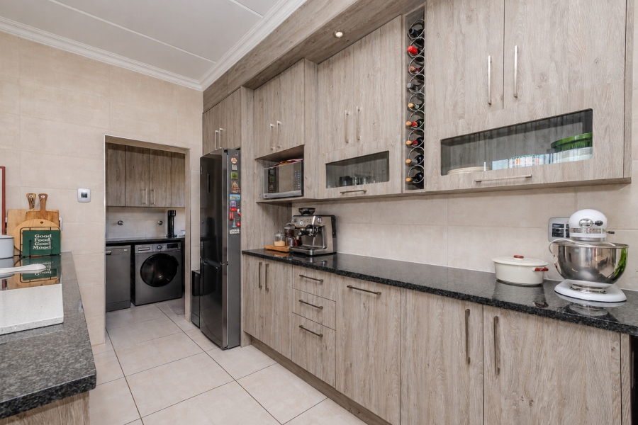 2 Bedroom Property for Sale in Craighall Gauteng