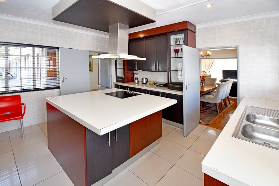 3 Bedroom Property for Sale in Parkmore Gauteng