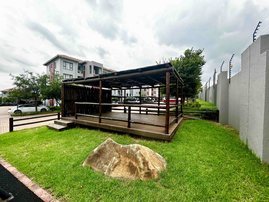 1 Bedroom Property for Sale in Sunninghill Gauteng