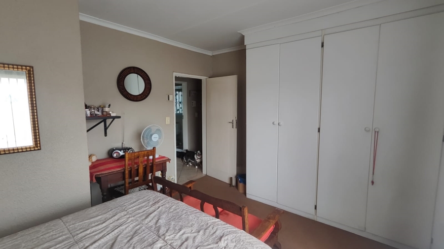 2 Bedroom Property for Sale in Annlin Gauteng
