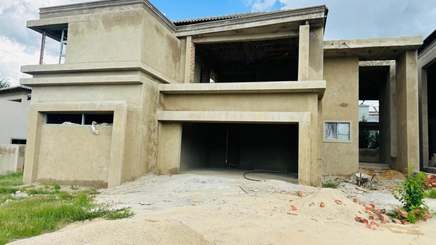 6 Bedroom Property for Sale in Blue Valley Golf Estate Gauteng