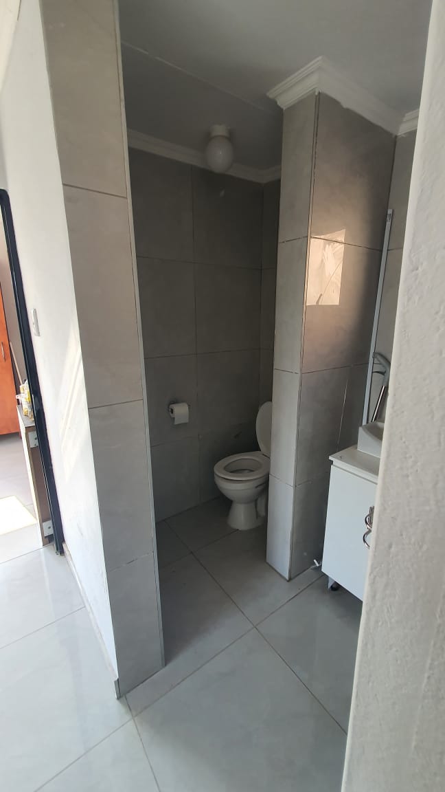 To Let 1 Bedroom Property for Rent in The Reeds Gauteng