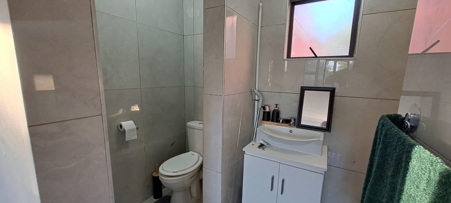 To Let 1 Bedroom Property for Rent in The Reeds Gauteng