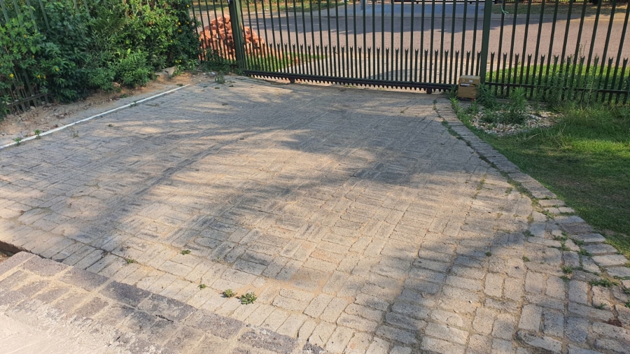 To Let 1 Bedroom Property for Rent in The Reeds Gauteng