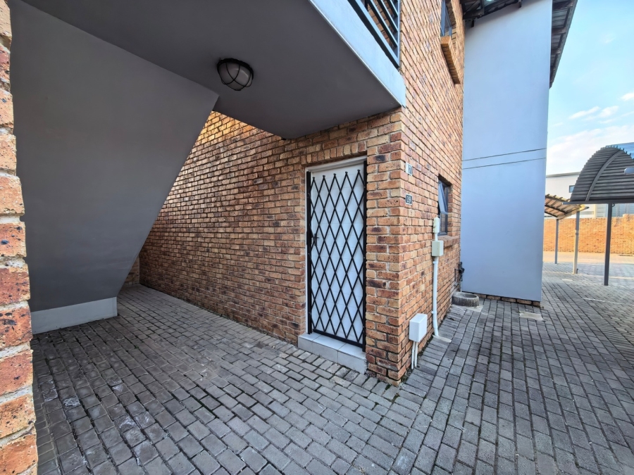 2 Bedroom Property for Sale in Rynfield Gauteng