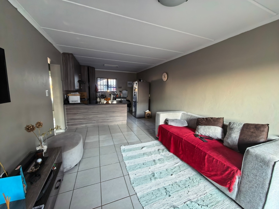 2 Bedroom Property for Sale in Rynfield Gauteng