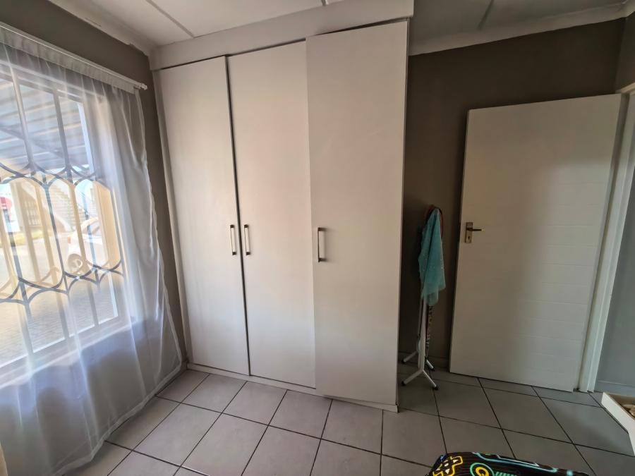 2 Bedroom Property for Sale in Rynfield Gauteng