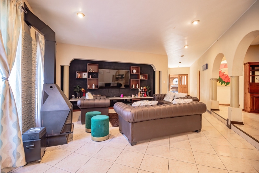 5 Bedroom Property for Sale in Sunward Park Gauteng