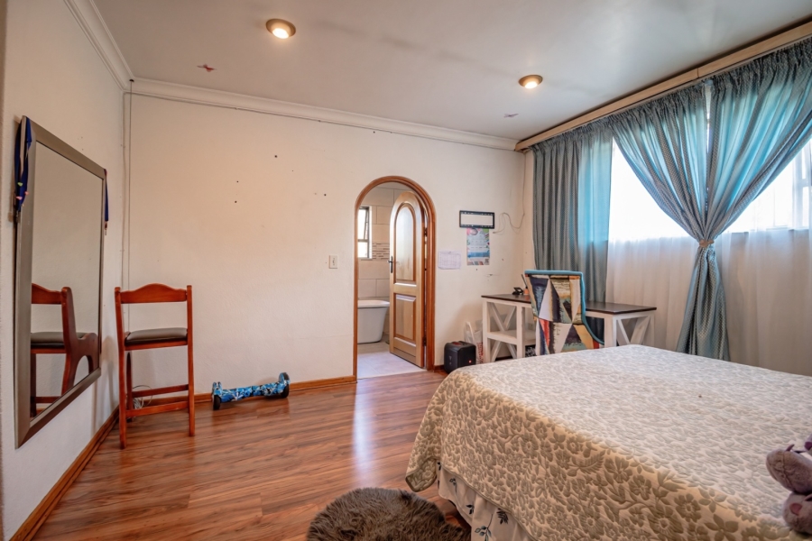 5 Bedroom Property for Sale in Sunward Park Gauteng