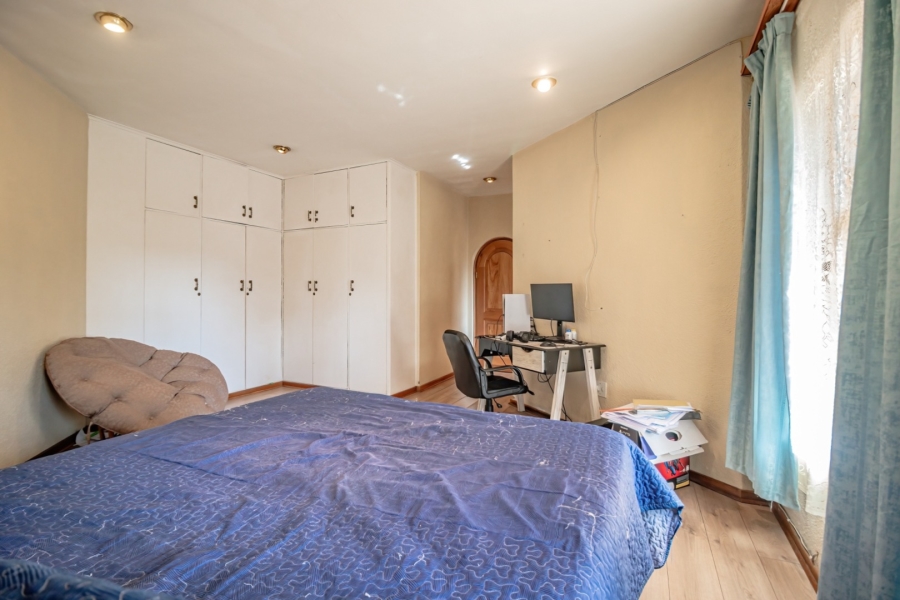 5 Bedroom Property for Sale in Sunward Park Gauteng
