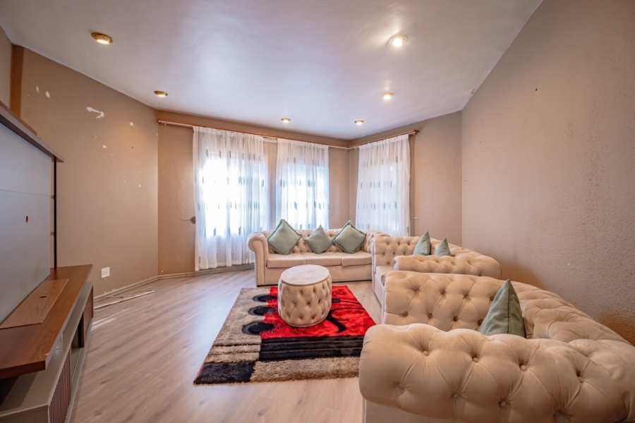 5 Bedroom Property for Sale in Sunward Park Gauteng
