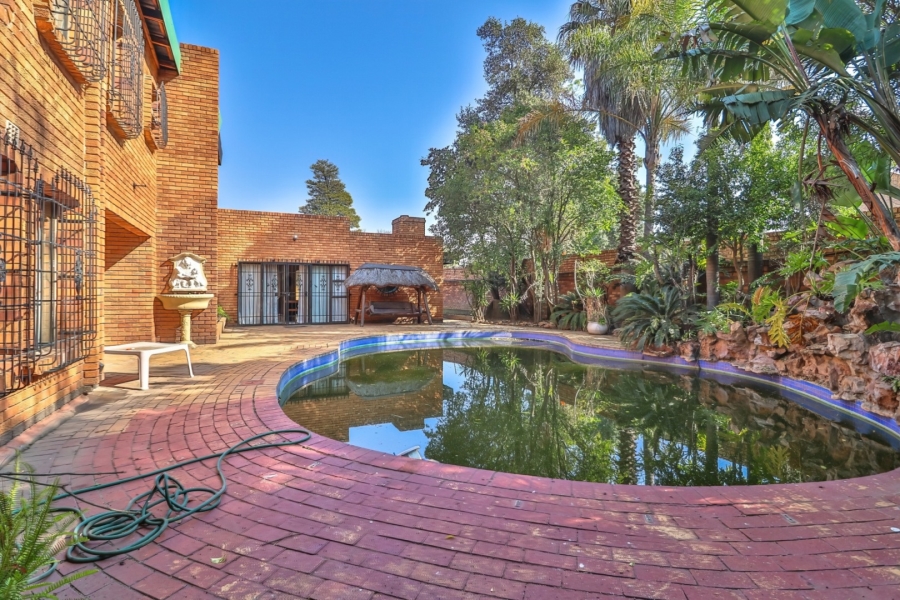 5 Bedroom Property for Sale in Sunward Park Gauteng