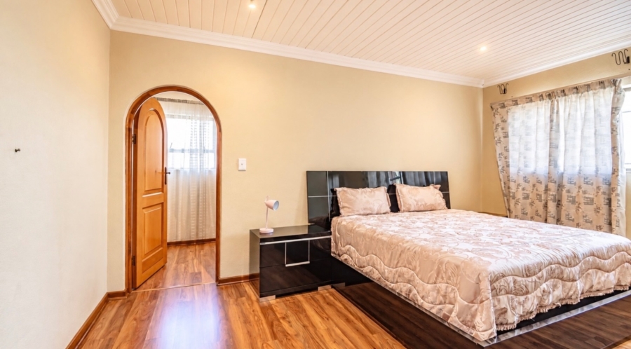 5 Bedroom Property for Sale in Sunward Park Gauteng