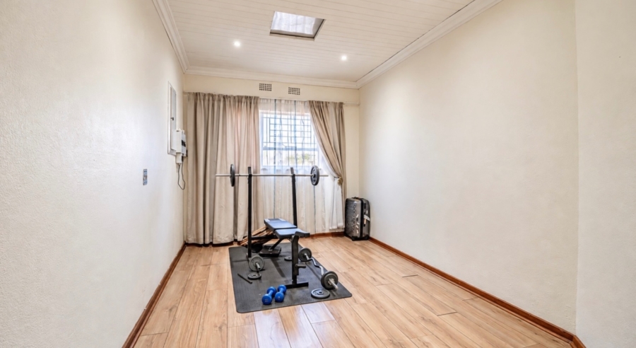 5 Bedroom Property for Sale in Sunward Park Gauteng