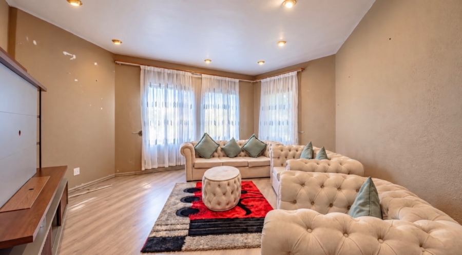 5 Bedroom Property for Sale in Sunward Park Gauteng