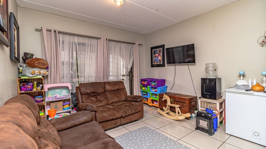 2 Bedroom Property for Sale in Brentwood Gauteng