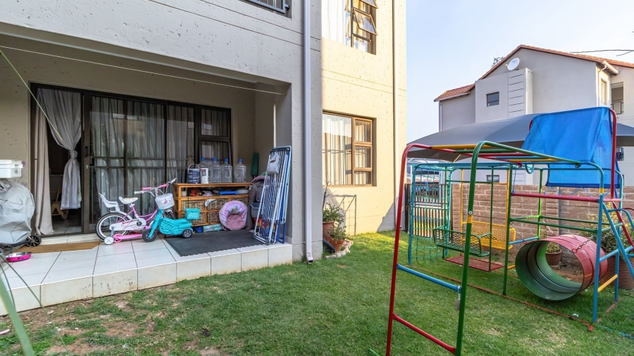 2 Bedroom Property for Sale in Brentwood Gauteng