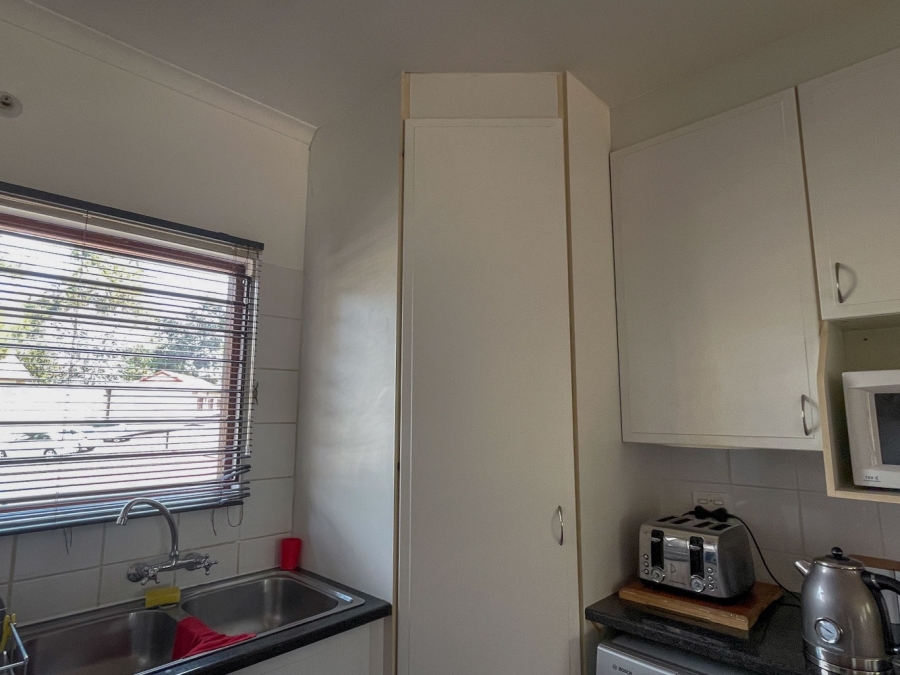 2 Bedroom Property for Sale in Bryanston Gauteng